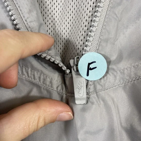 Nike Sportswear Rind Runner Anorak Jacket Mens Size Medium Unlined Gray DQ4910 - Picture 3 of 14